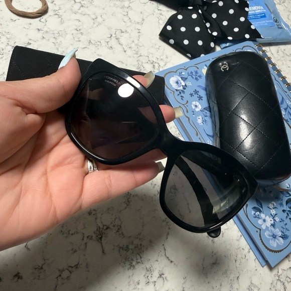 CHANEL Quilted Black Sunglasses - Picture 3 of 5